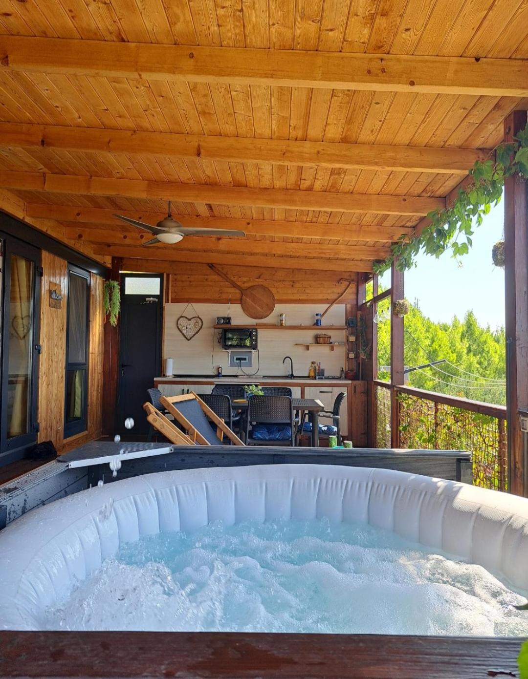 Bella Vista With Jacuzzi 1 Villa Omiš Kültér fotó